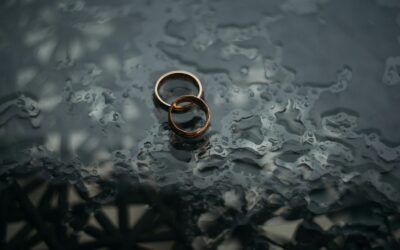 Divorce—When To Hold On And When To Move On